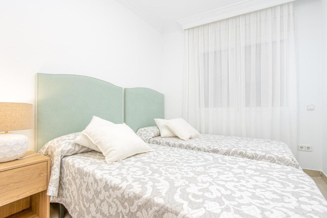 Badia De Roses 1 New Apartment Bagian luar foto
