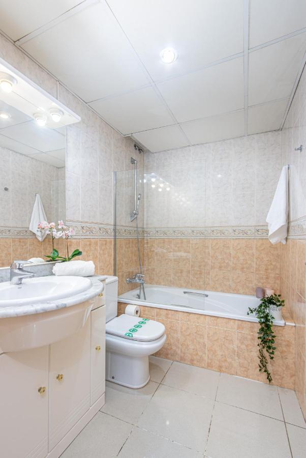 Badia De Roses 1 New Apartment Bagian luar foto